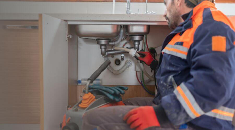 Professional slab leak plumber services in Coldwater, KS